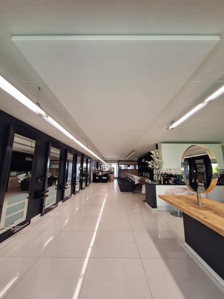 COUSTceiling chez Rebalance 21